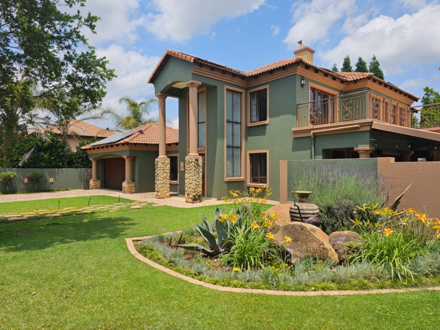 5 Bedroom Property for Sale in The Wilds Gauteng