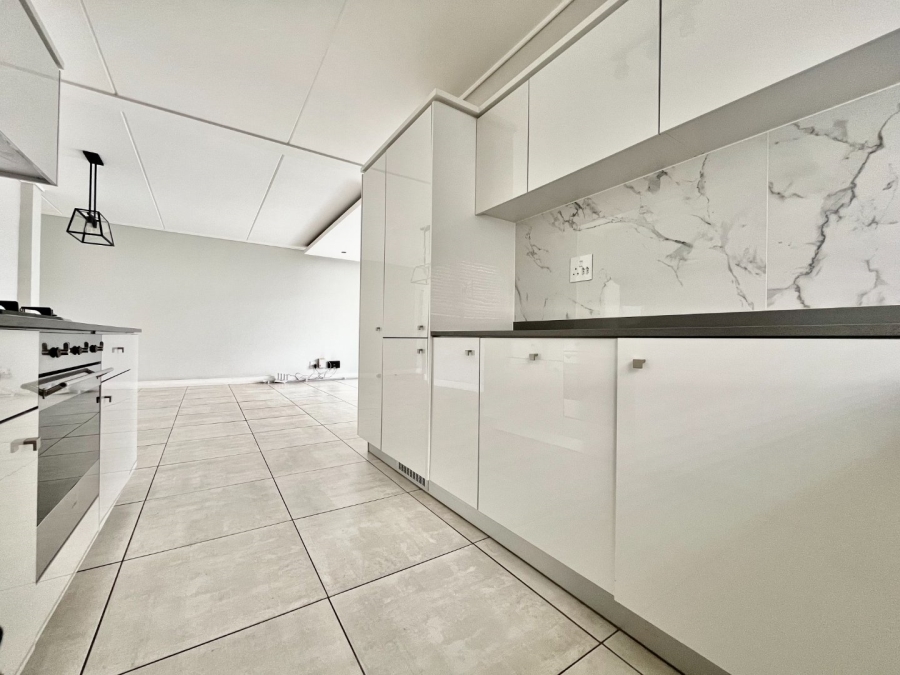 To Let 3 Bedroom Property for Rent in The Polofields Gauteng