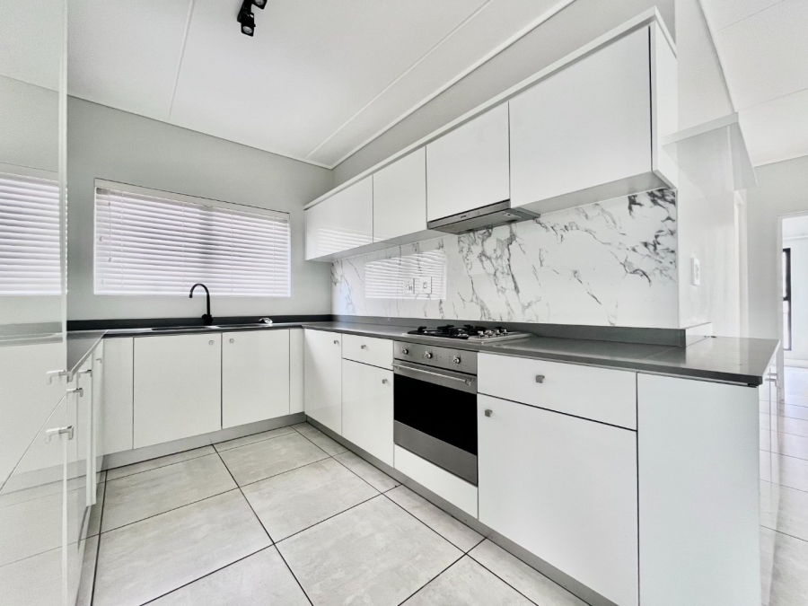 To Let 3 Bedroom Property for Rent in The Polofields Gauteng