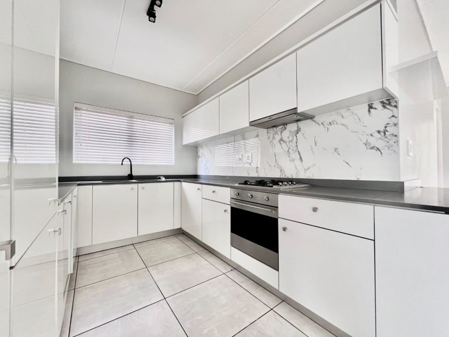 To Let 3 Bedroom Property for Rent in The Polofields Gauteng