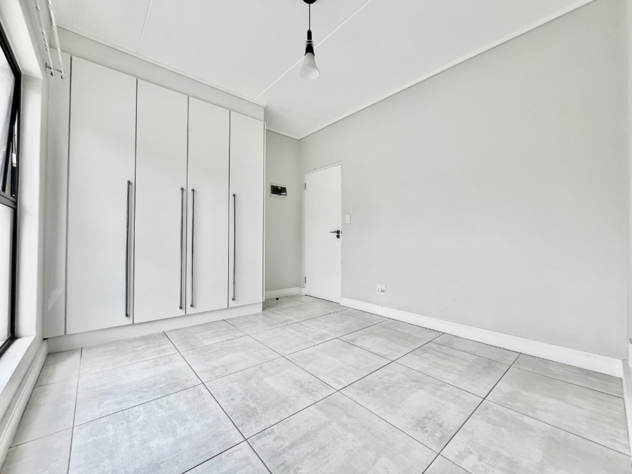 To Let 3 Bedroom Property for Rent in The Polofields Gauteng