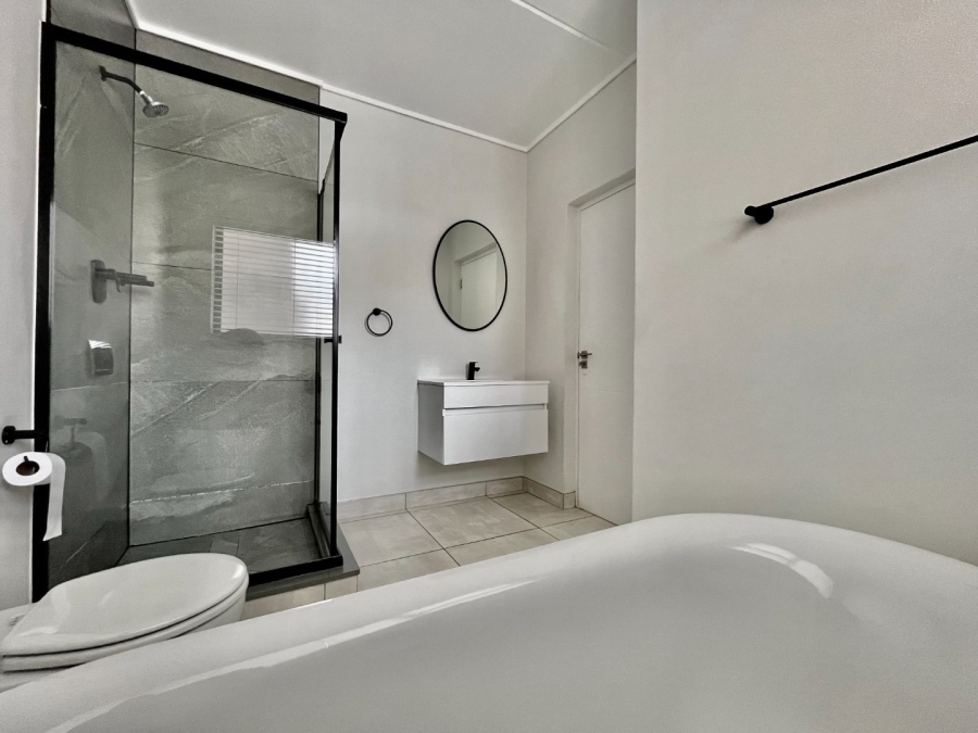 To Let 3 Bedroom Property for Rent in The Polofields Gauteng