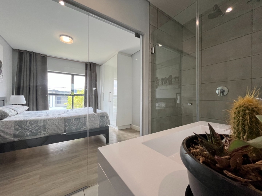 2 Bedroom Property for Sale in Serengeti Lifestyle Estate Gauteng