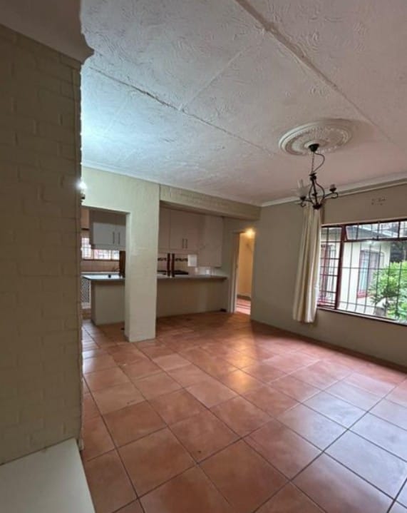 To Let 1 Bedroom Property for Rent in Country View Gauteng