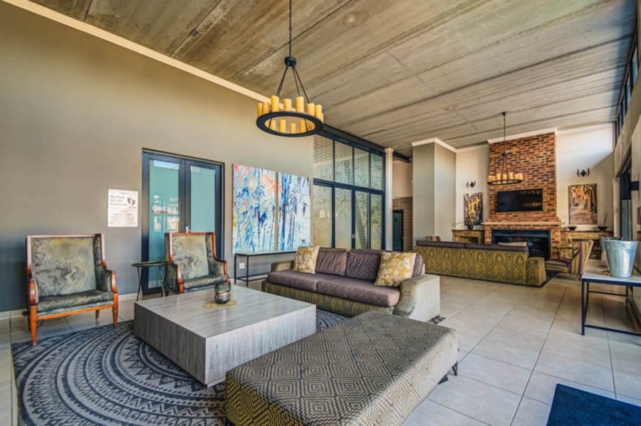 3 Bedroom Property for Sale in Longmeadow Gauteng