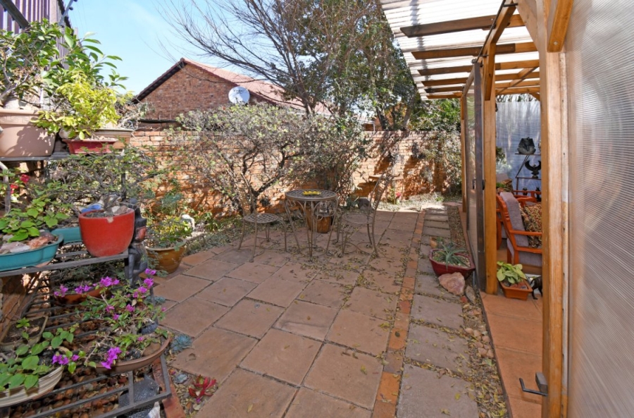 2 Bedroom Property for Sale in Klopperpark Gauteng