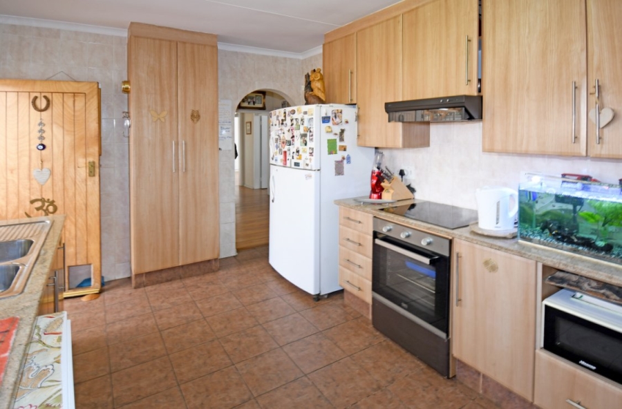 2 Bedroom Property for Sale in Klopperpark Gauteng