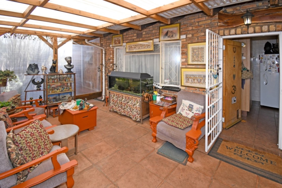 2 Bedroom Property for Sale in Klopperpark Gauteng