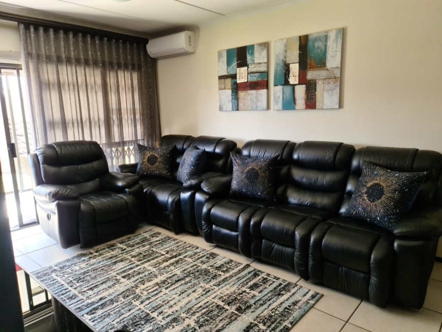 2 Bedroom Property for Sale in Noordwyk Gauteng