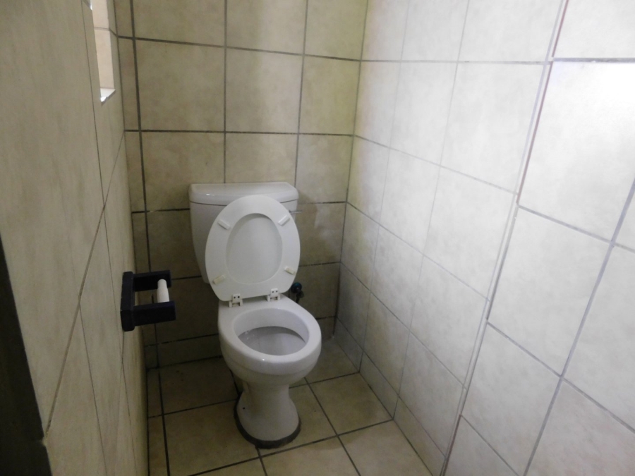 To Let 1 Bedroom Property for Rent in Fishers Hill Gauteng