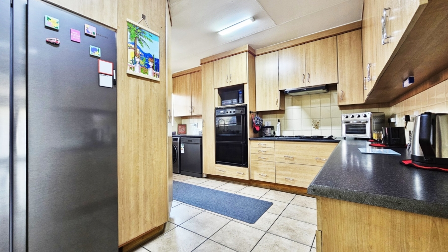  Bedroom Property for Sale in Three Rivers Proper Gauteng