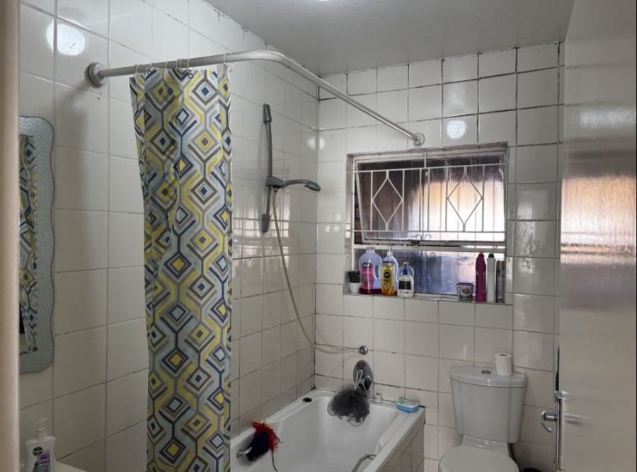 2 Bedroom Property for Sale in Bruma Gauteng