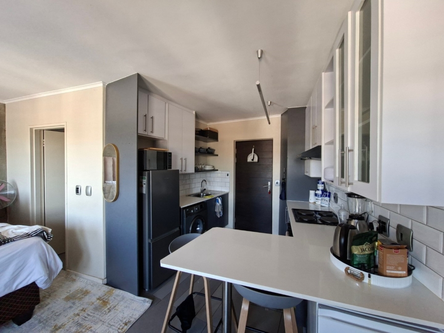 1 Bedroom Property for Sale in Hatfield Gauteng