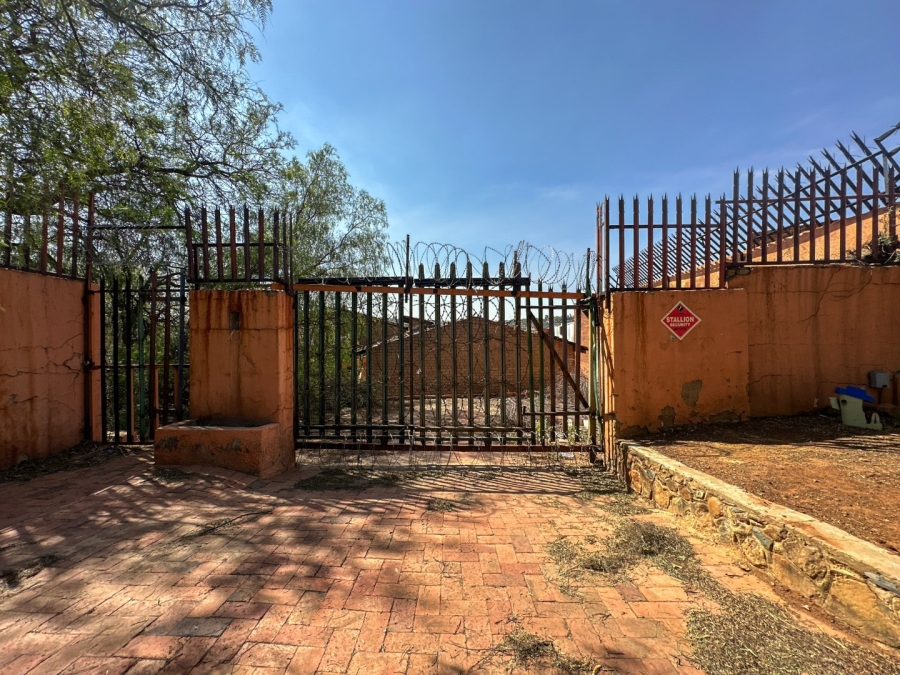 Commercial Property for Sale in Glenvista Gauteng