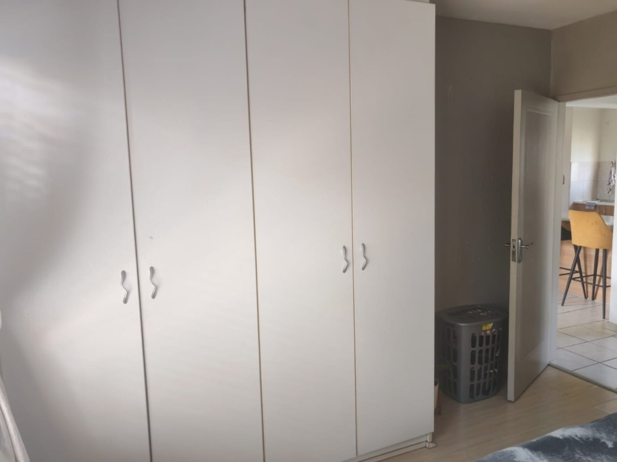 To Let 2 Bedroom Property for Rent in Norton Home Estate AH Gauteng