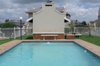 To Let 2 Bedroom Property for Rent in Norton Home Estate AH Gauteng