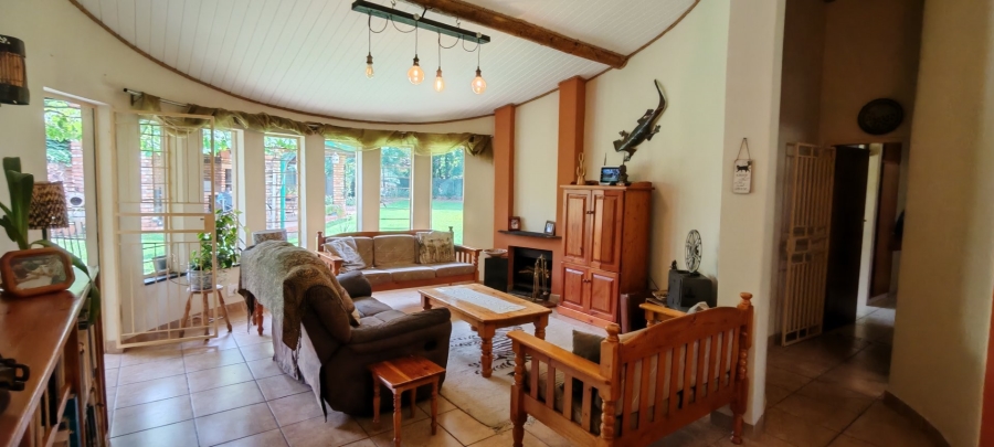 4 Bedroom Property for Sale in Doringkloof Gauteng