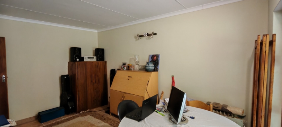 4 Bedroom Property for Sale in Doringkloof Gauteng