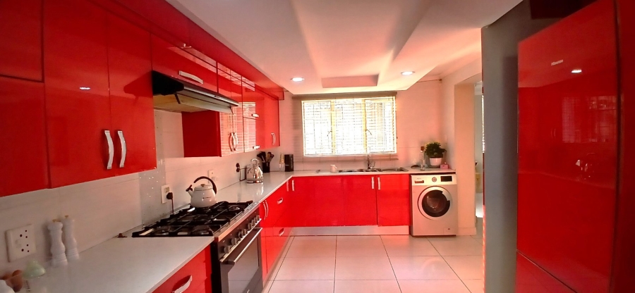 To Let 4 Bedroom Property for Rent in Heuweloord Gauteng