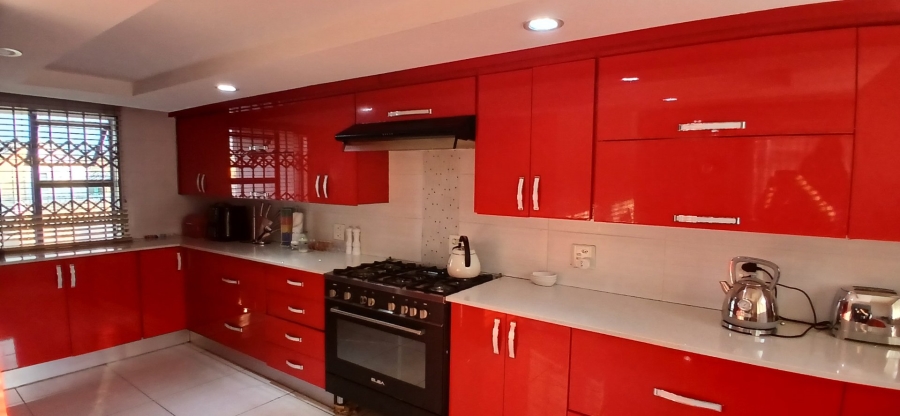 To Let 4 Bedroom Property for Rent in Heuweloord Gauteng