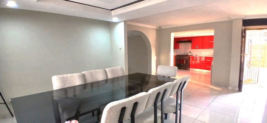 To Let 4 Bedroom Property for Rent in Heuweloord Gauteng