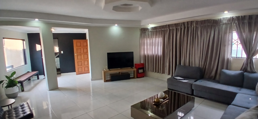 To Let 4 Bedroom Property for Rent in Heuweloord Gauteng