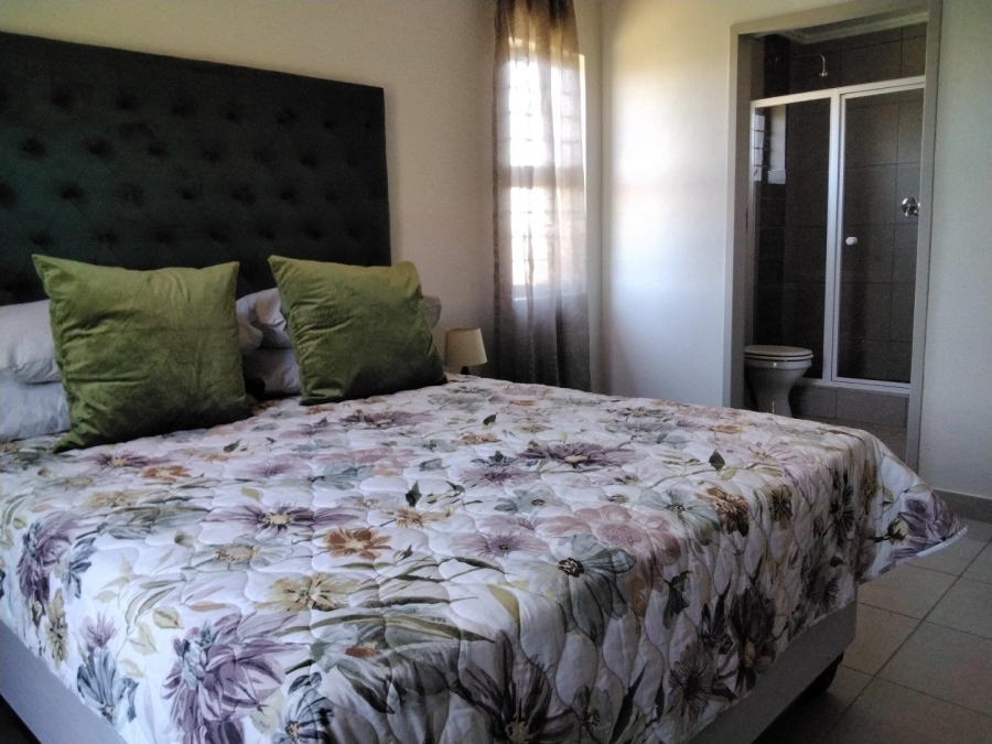 3 Bedroom Property for Sale in Protea Glen Gauteng