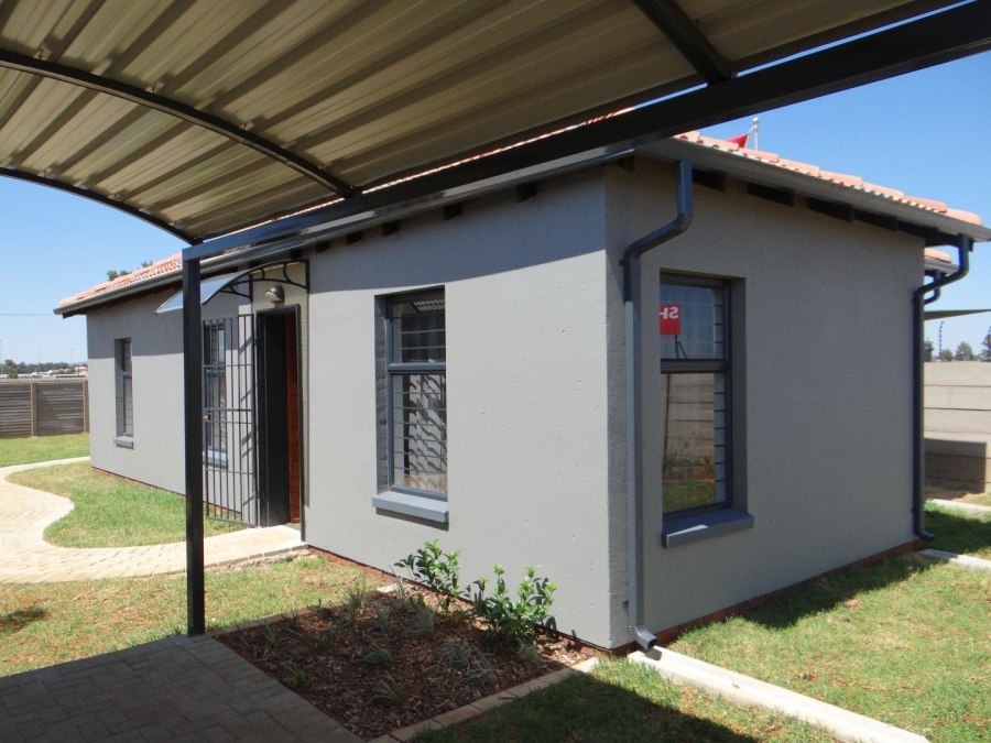 3 Bedroom Property for Sale in Protea Glen Gauteng