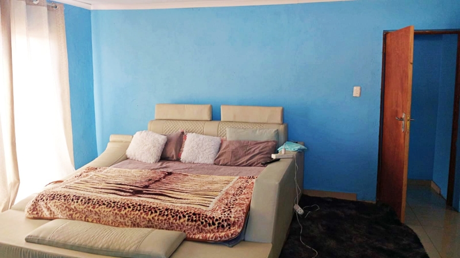 4 Bedroom Property for Sale in Rua Vista Gauteng