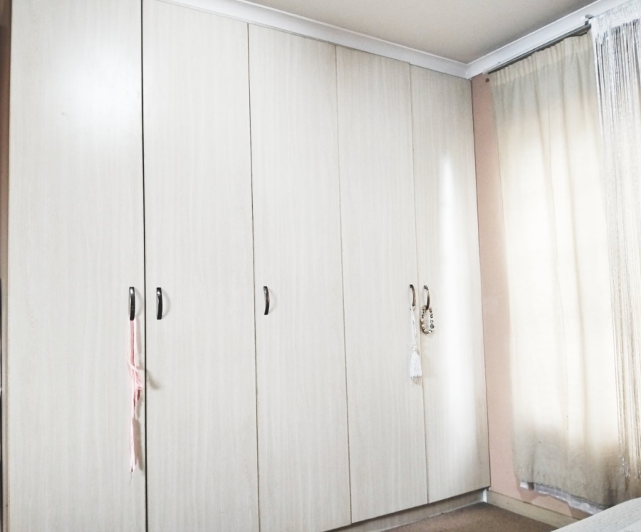 3 Bedroom Property for Sale in Kosmosdal Gauteng