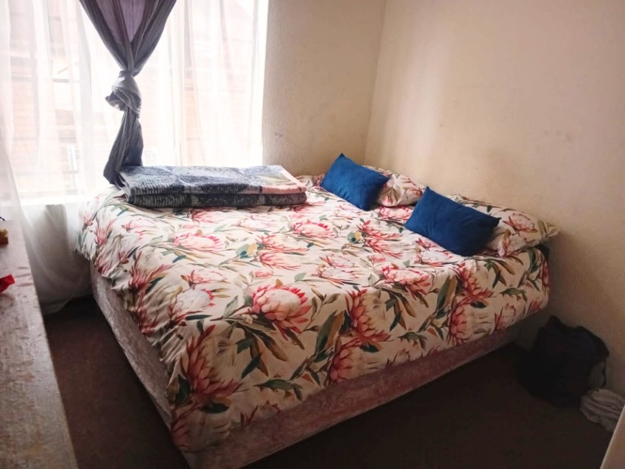 2 Bedroom Property for Sale in Erand Gardens Gauteng