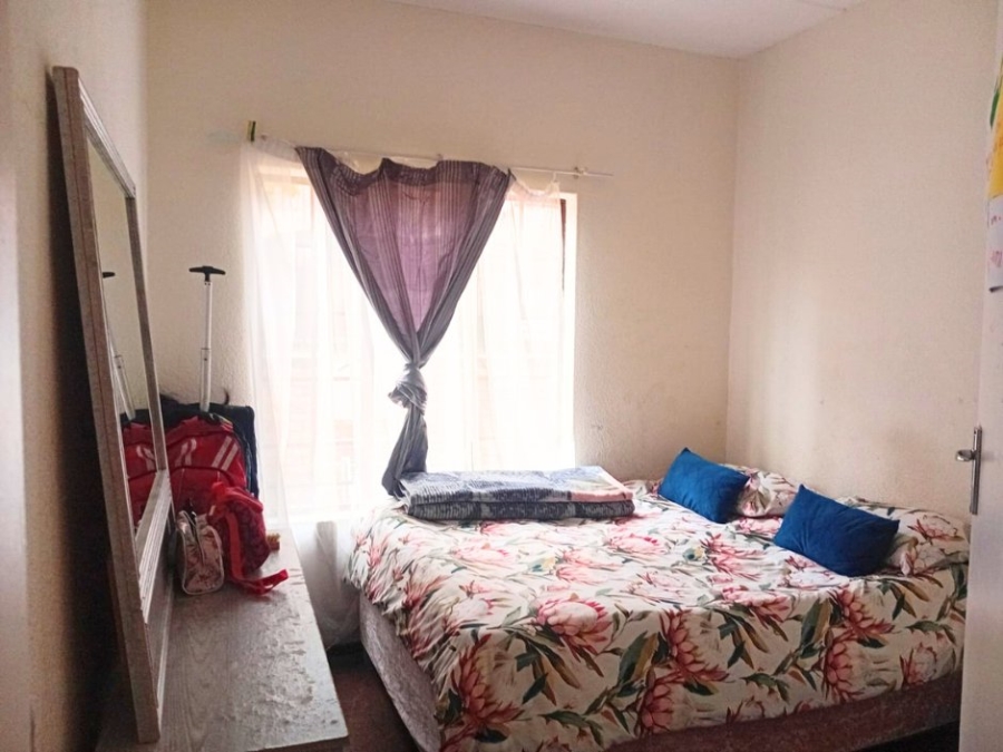 2 Bedroom Property for Sale in Erand Gardens Gauteng