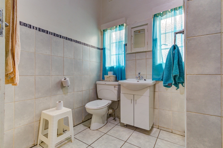 4 Bedroom Property for Sale in Strubenvale Gauteng