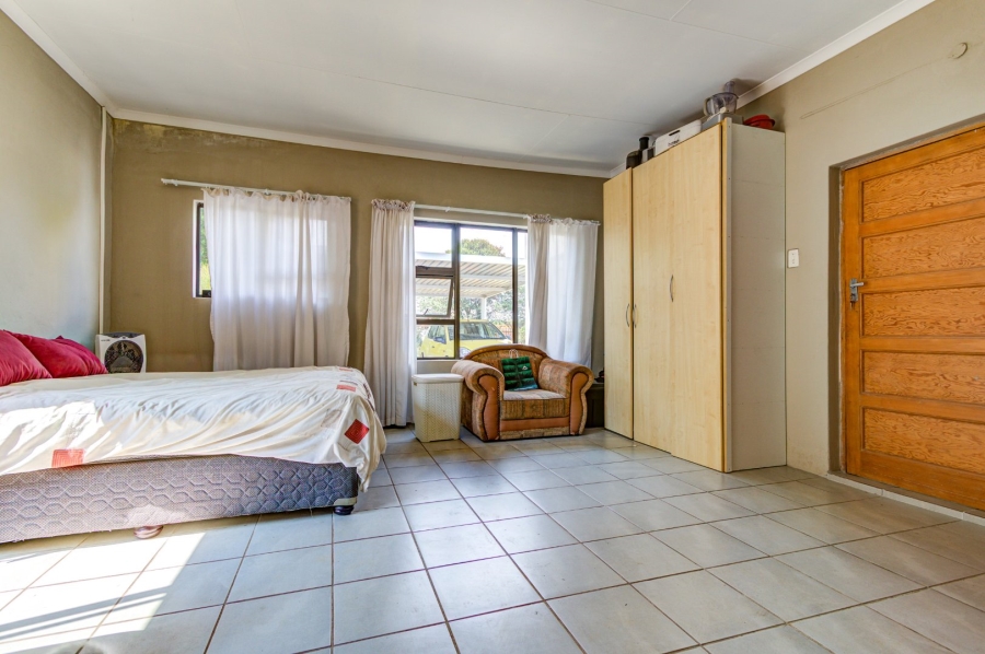 4 Bedroom Property for Sale in Strubenvale Gauteng