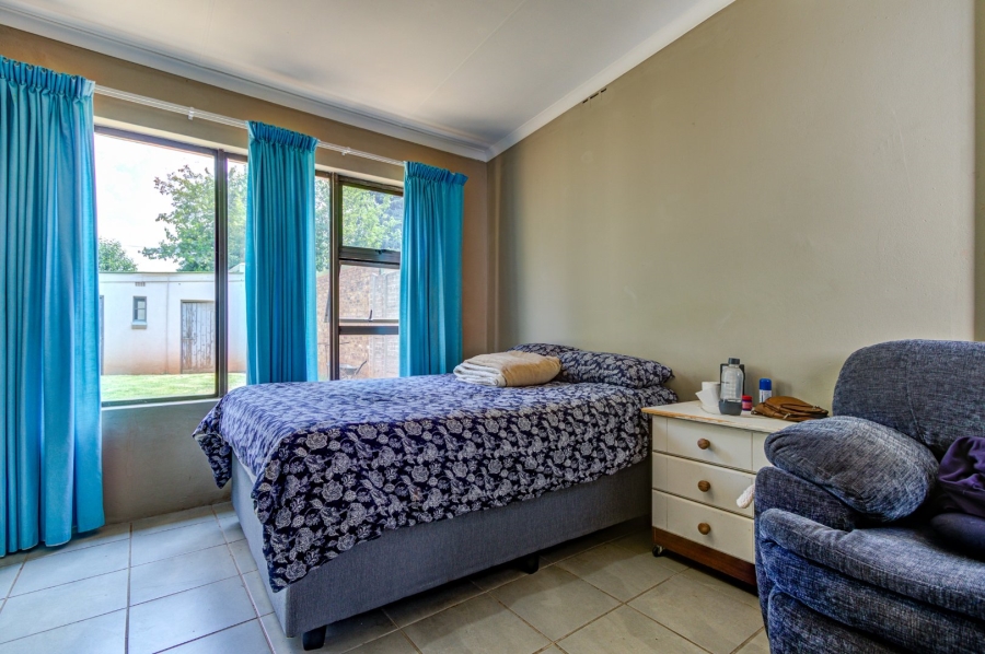 4 Bedroom Property for Sale in Strubenvale Gauteng