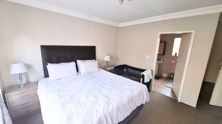 3 Bedroom Property for Sale in Kyalami Hills Gauteng