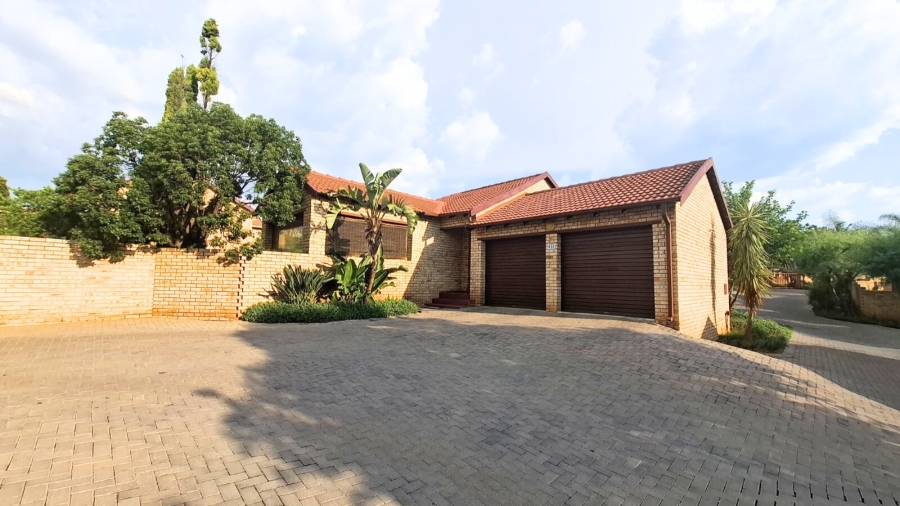 3 Bedroom Property for Sale in Kyalami Hills Gauteng