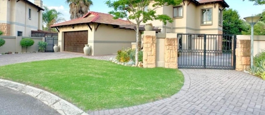 3 Bedroom Property for Sale in Equestria Gauteng