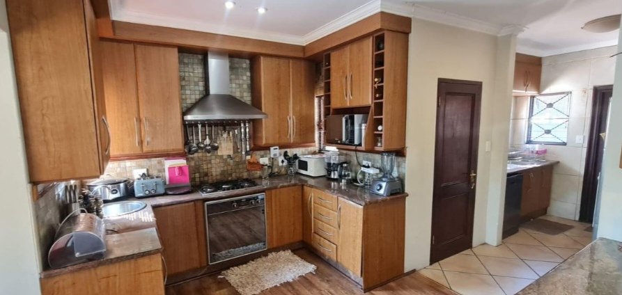 3 Bedroom Property for Sale in Equestria Gauteng