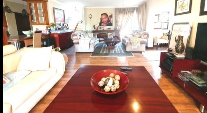 3 Bedroom Property for Sale in Equestria Gauteng