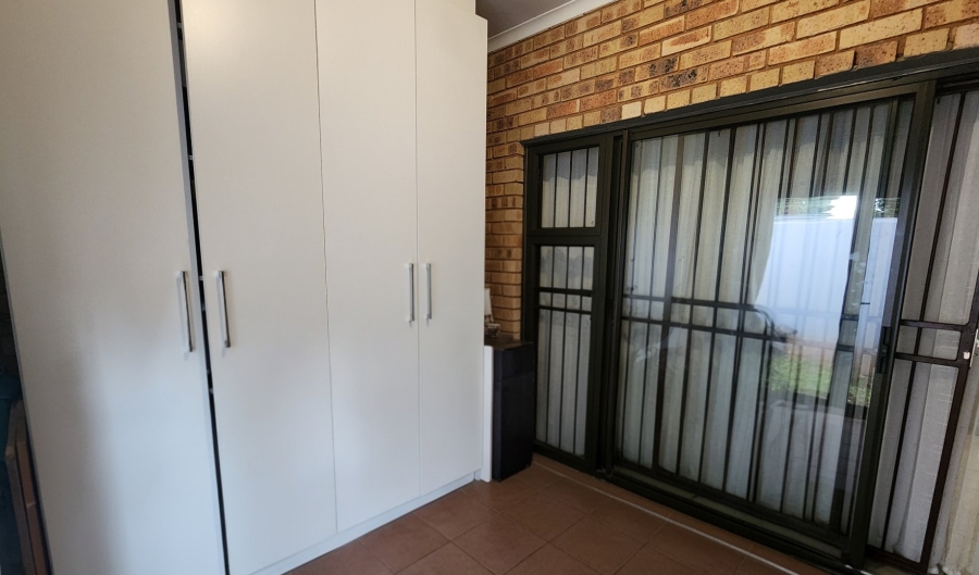 To Let 2 Bedroom Property for Rent in Wilgeheuwel Gauteng
