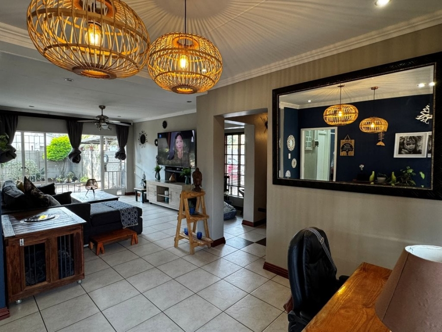 3 Bedroom Property for Sale in Van Riebeeck Park Gauteng
