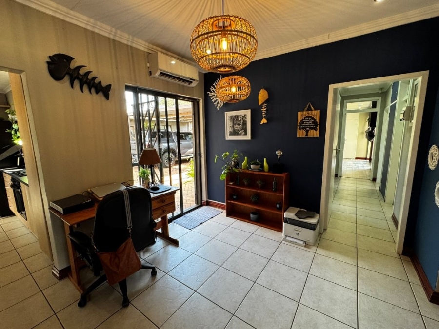 3 Bedroom Property for Sale in Van Riebeeck Park Gauteng