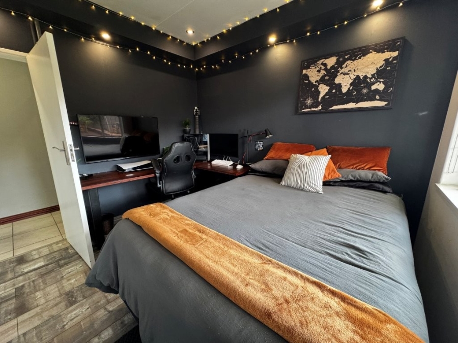 3 Bedroom Property for Sale in Van Riebeeck Park Gauteng