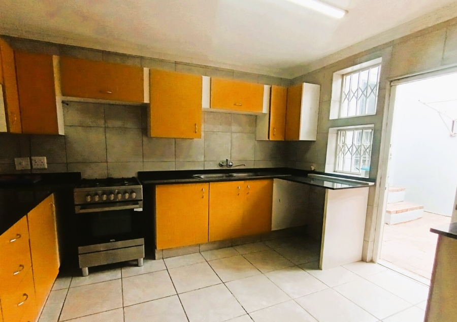 3 Bedroom Property for Sale in Hennopspark Gauteng