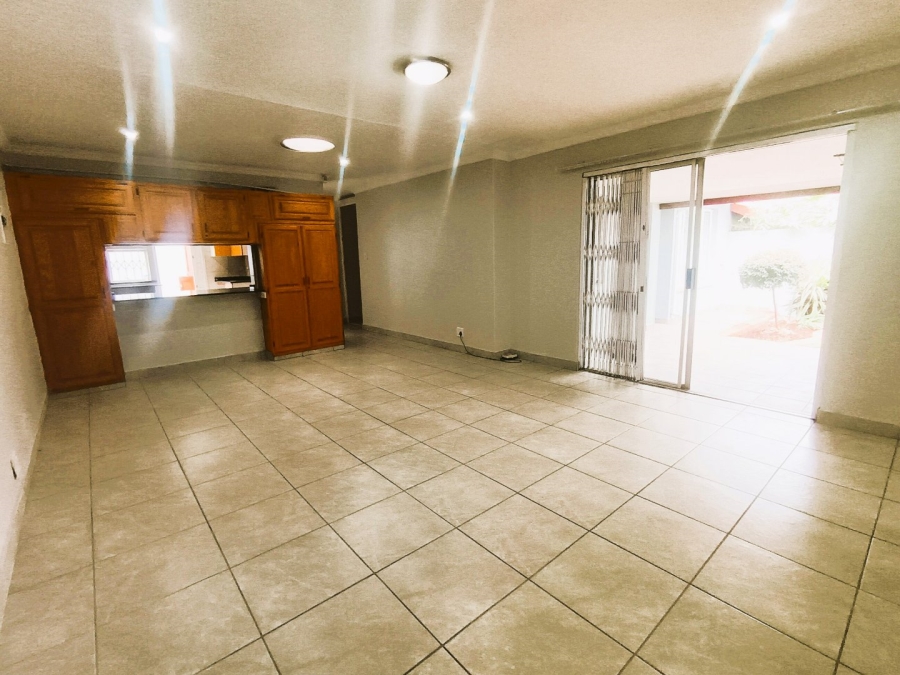 3 Bedroom Property for Sale in Hennopspark Gauteng