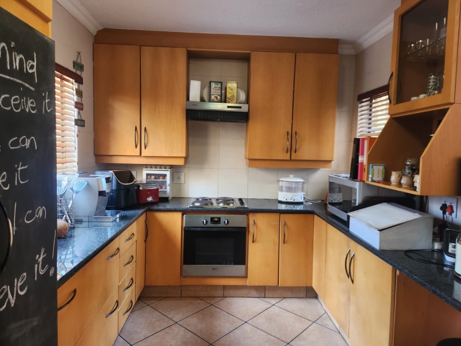 To Let 4 Bedroom Property for Rent in Meyersdal Gauteng