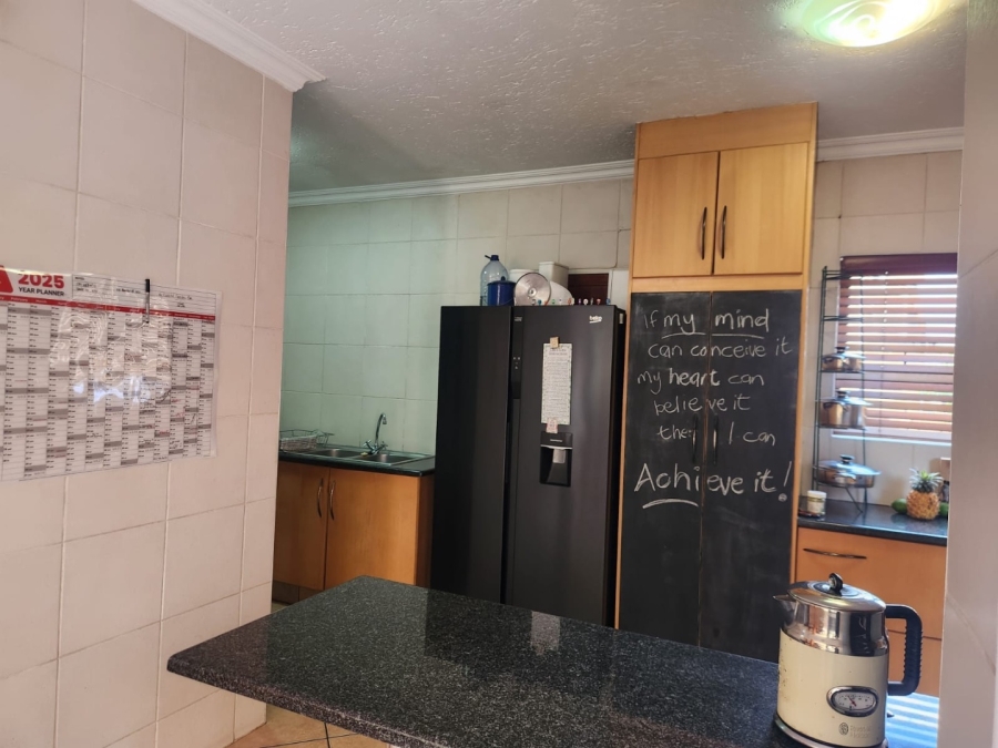 To Let 4 Bedroom Property for Rent in Meyersdal Gauteng