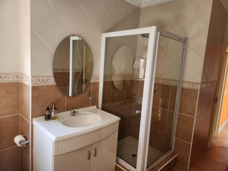 To Let 4 Bedroom Property for Rent in Meyersdal Gauteng