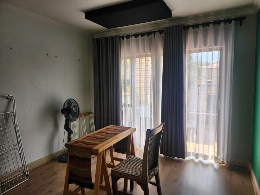 To Let 4 Bedroom Property for Rent in Meyersdal Gauteng